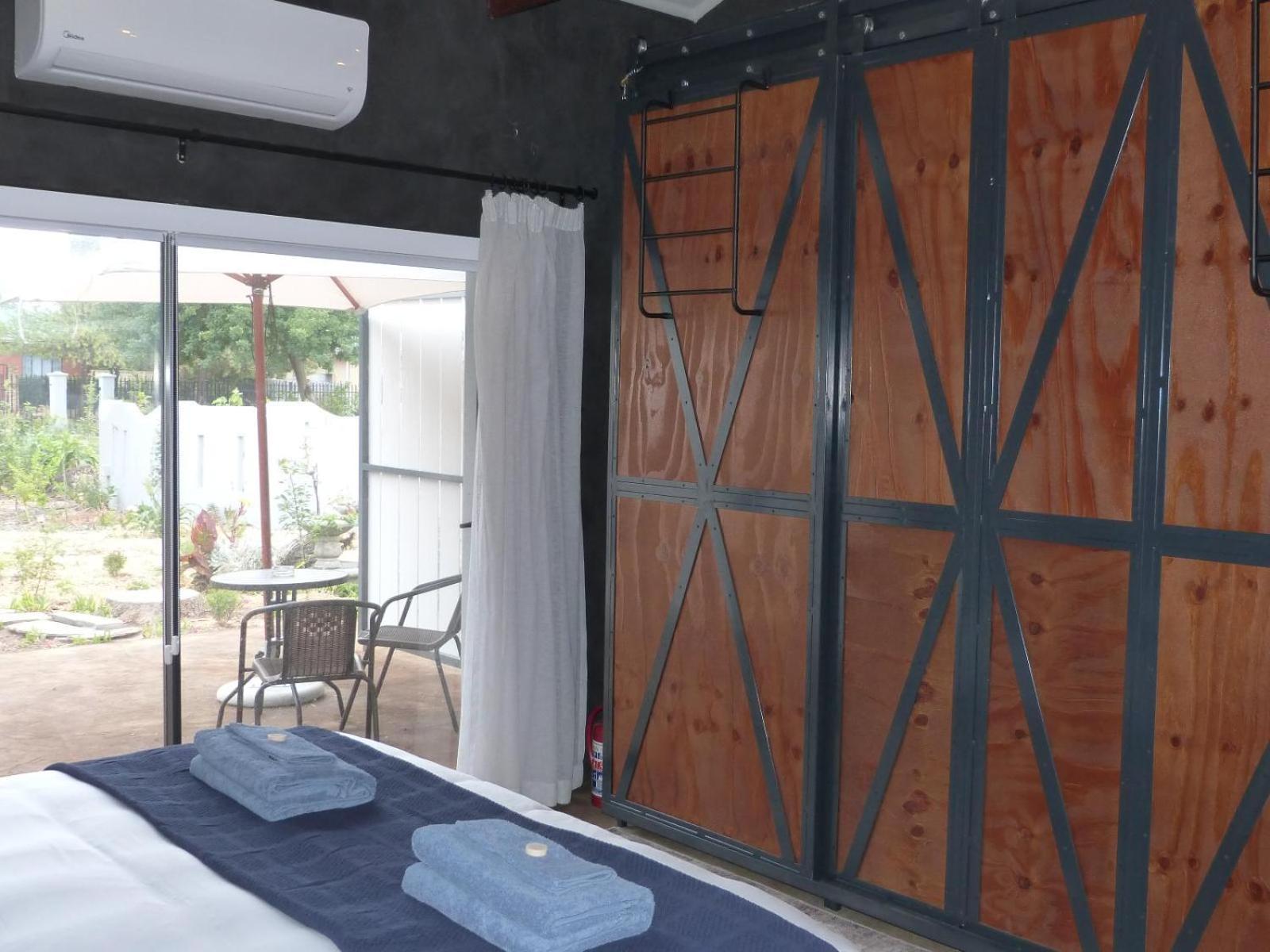 Hannah's Haven Studio Deluxe Apartment Beaufort West Bagian luar foto