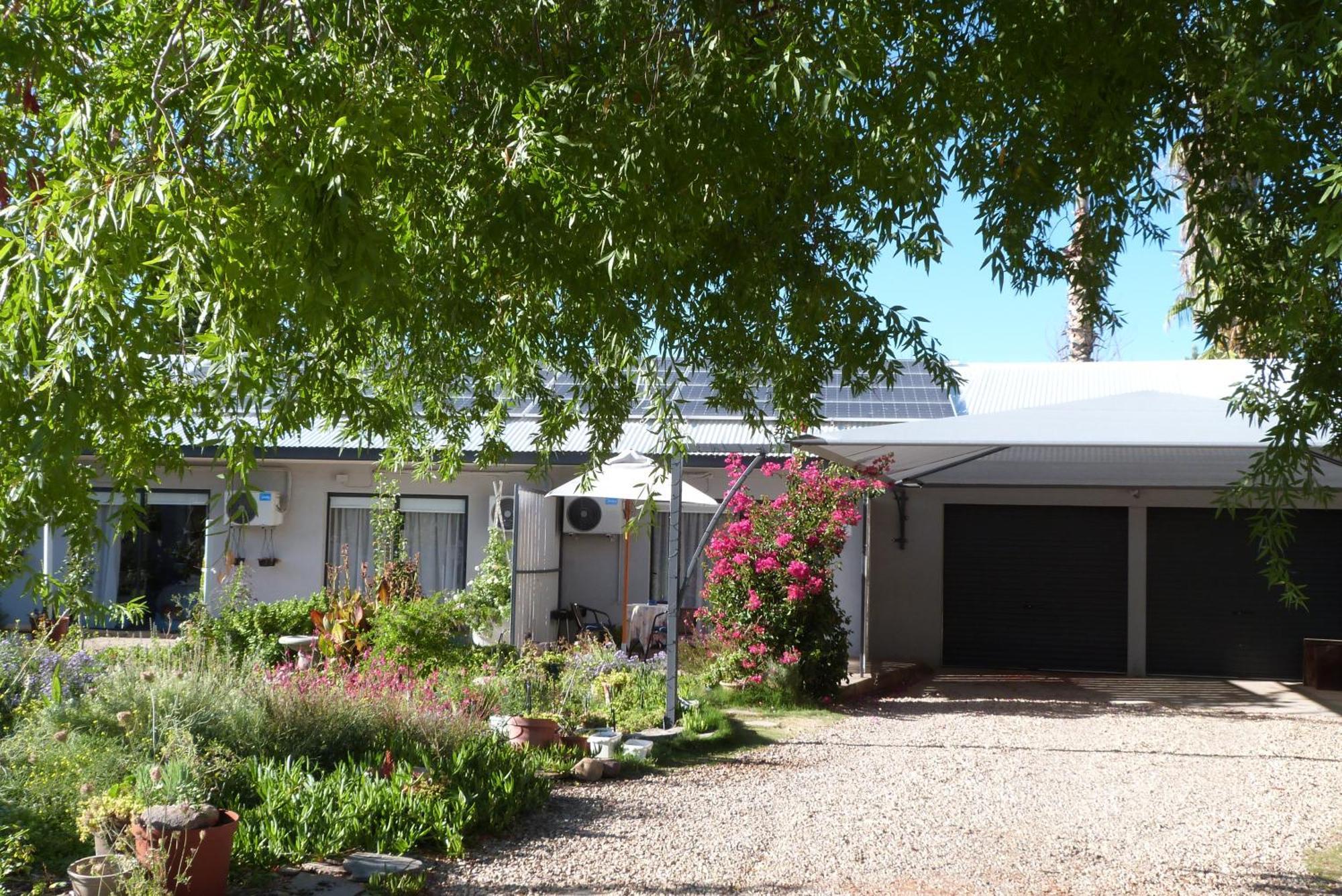 Hannah's Haven Studio Deluxe Apartment Beaufort West Bagian luar foto